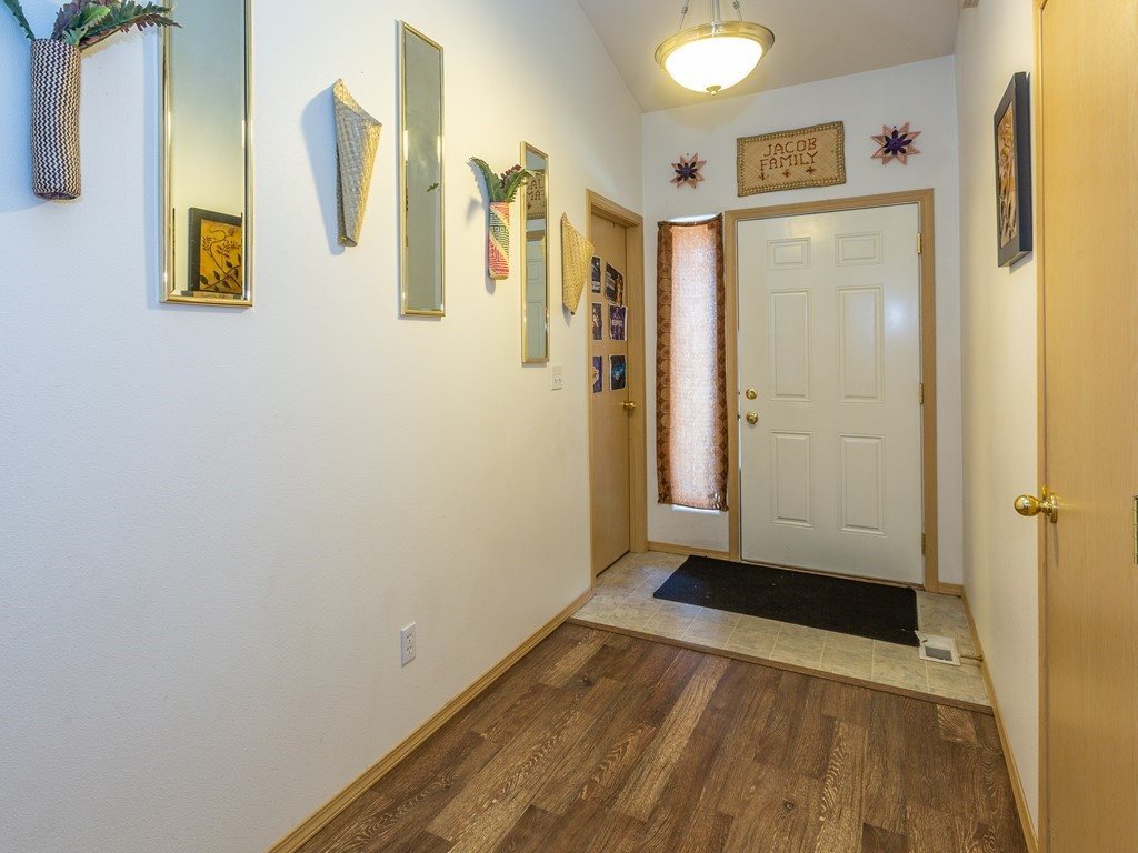 918 North University Road Spokane Valley, WA 99206 - Photo 6 of 17