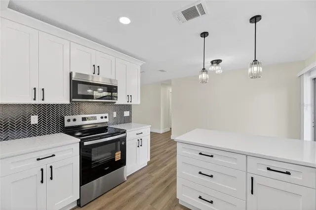 $349,990 | 1214 Oakhill Street, Seffner, FL 33584