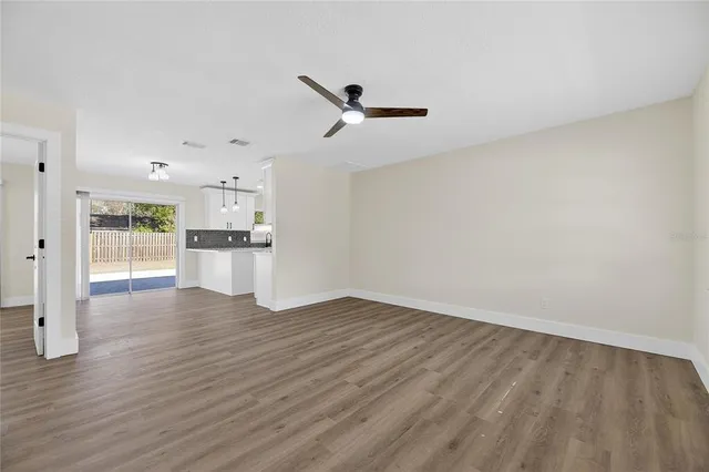 $349,990 | 1214 Oakhill Street, Seffner, FL 33584