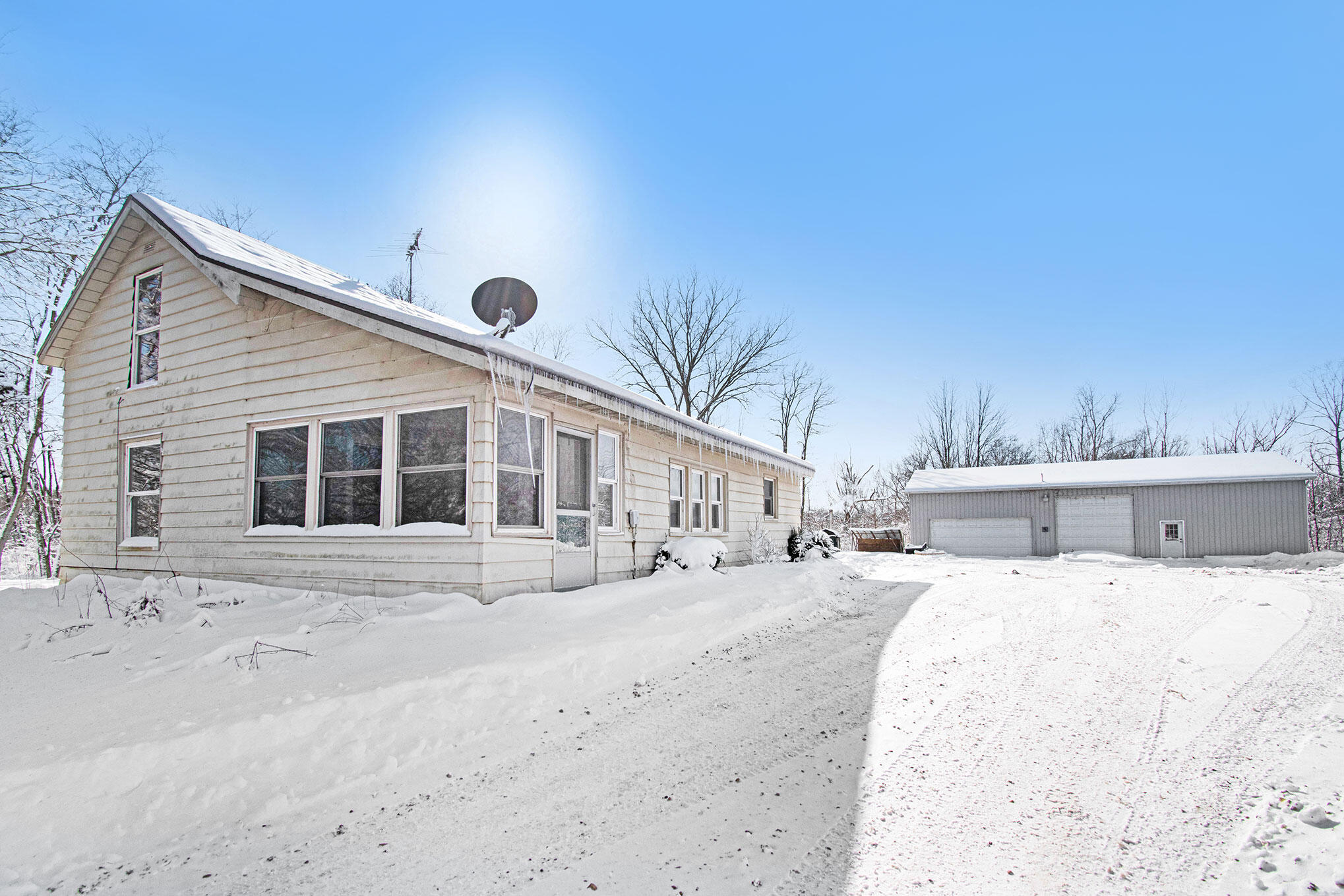 11475 Sears Road Concord, MI 49237 - Photo 2 of 56 DSC_0098
