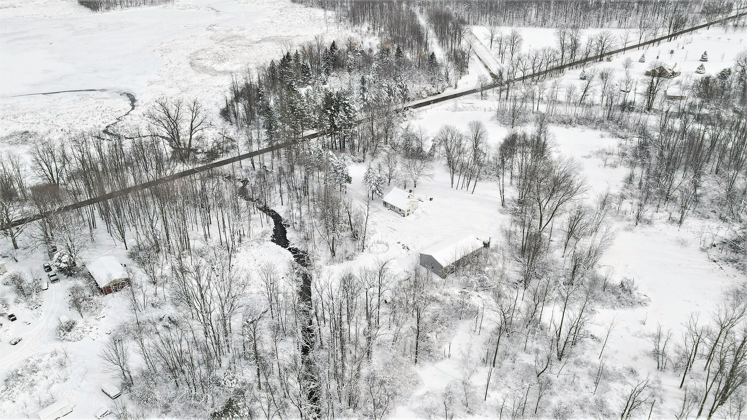 11475 Sears Road Concord, MI 49237 - Photo 50 of 56 Photo_6553862_DJI_262_jpg_5445576_0_2022