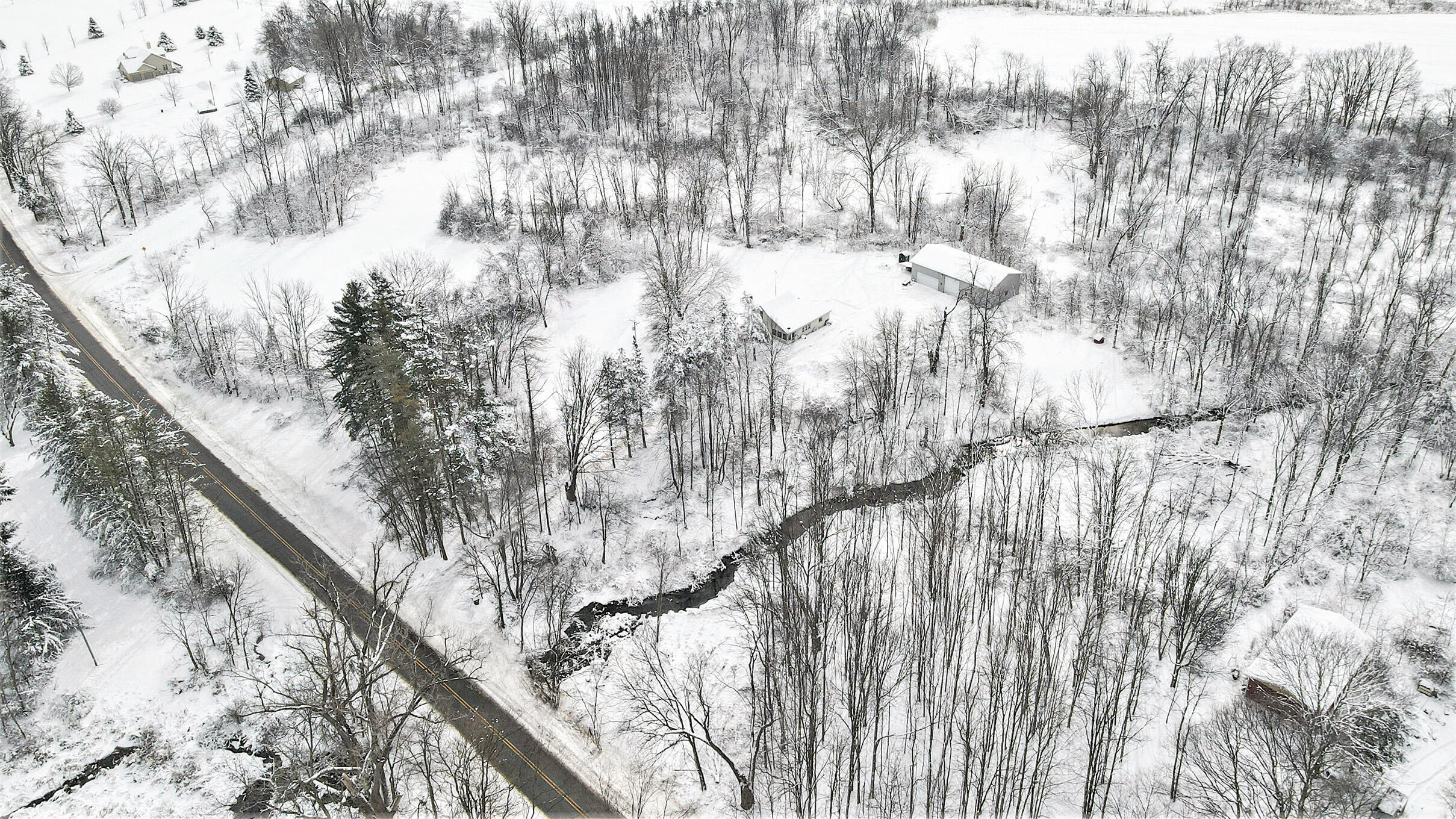 11475 Sears Road Concord, MI 49237 - Photo 51 of 56 Photo_6553863_DJI_263_jpg_5770825_0_2022