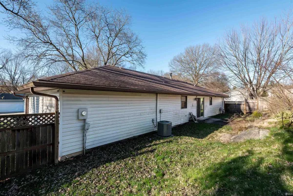 $309,900 | 610 West Ryan Road, Bloomington, IN 47403