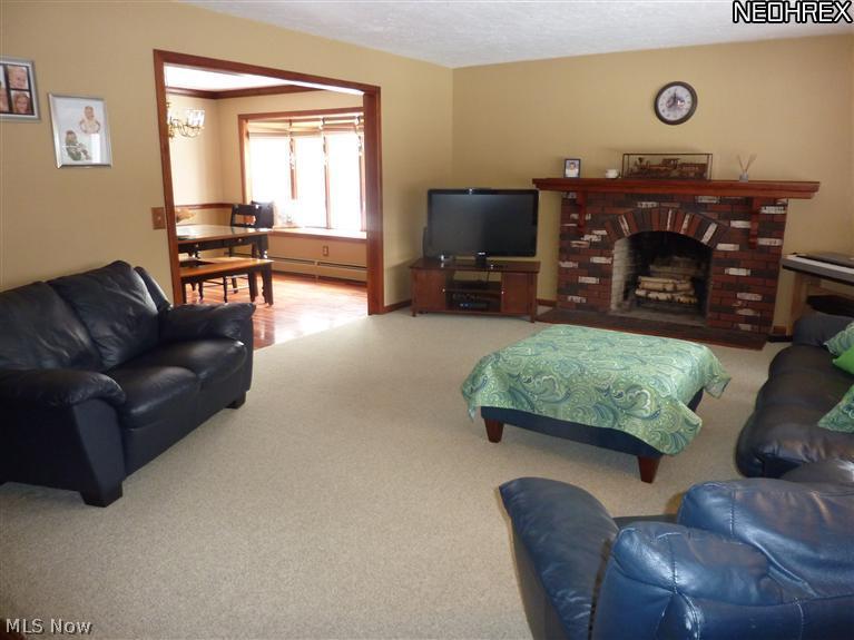 17475 Messenger Road Chagrin Falls, OH 44023 - Photo 5 of 23 Gallery Image 5