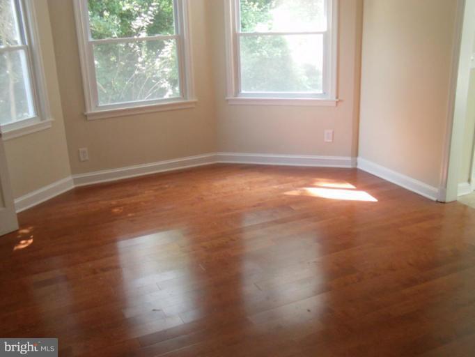 5927 Ebenezer Road White Marsh, MD 21162 - Photo 8 of 24 Dining Room