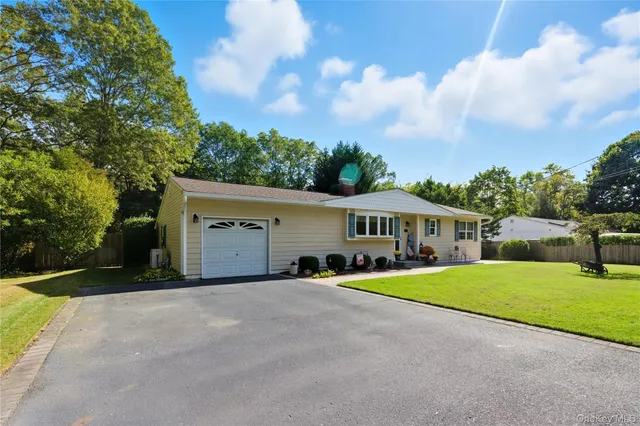 $629,990 | 347 Wading River Road, Manorville, NY 11949
