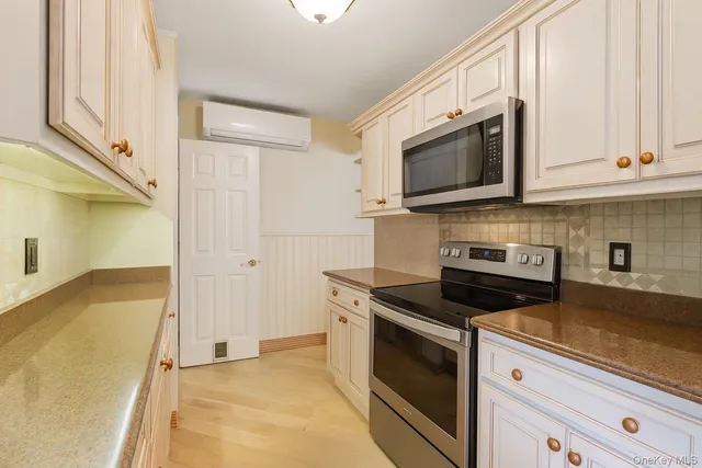 $629,990 | 347 Wading River Road, Manorville, NY 11949