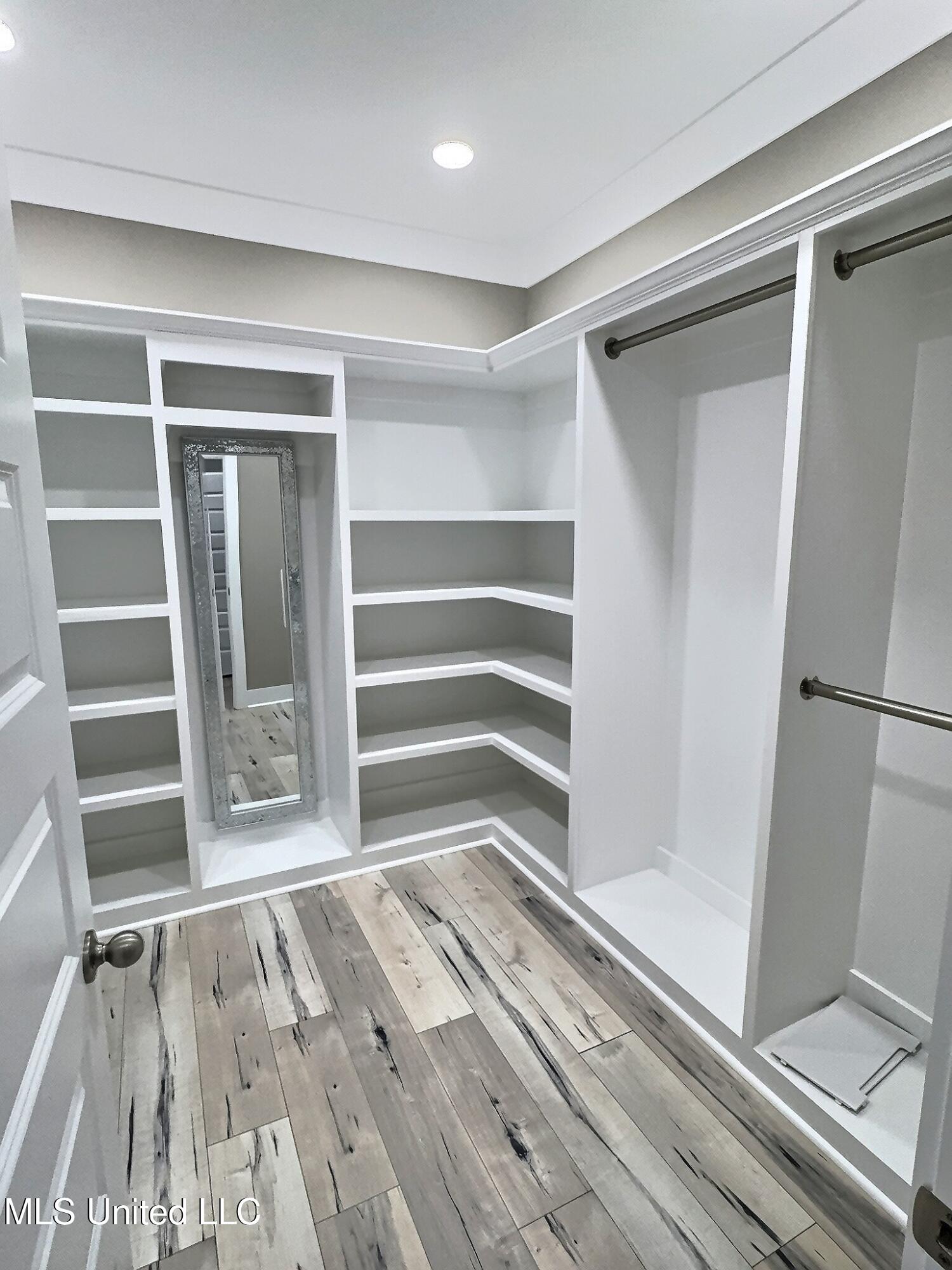 3529 Government Street Ocean Springs, MS 39564 - Photo 17 of 80 exposio_133320873