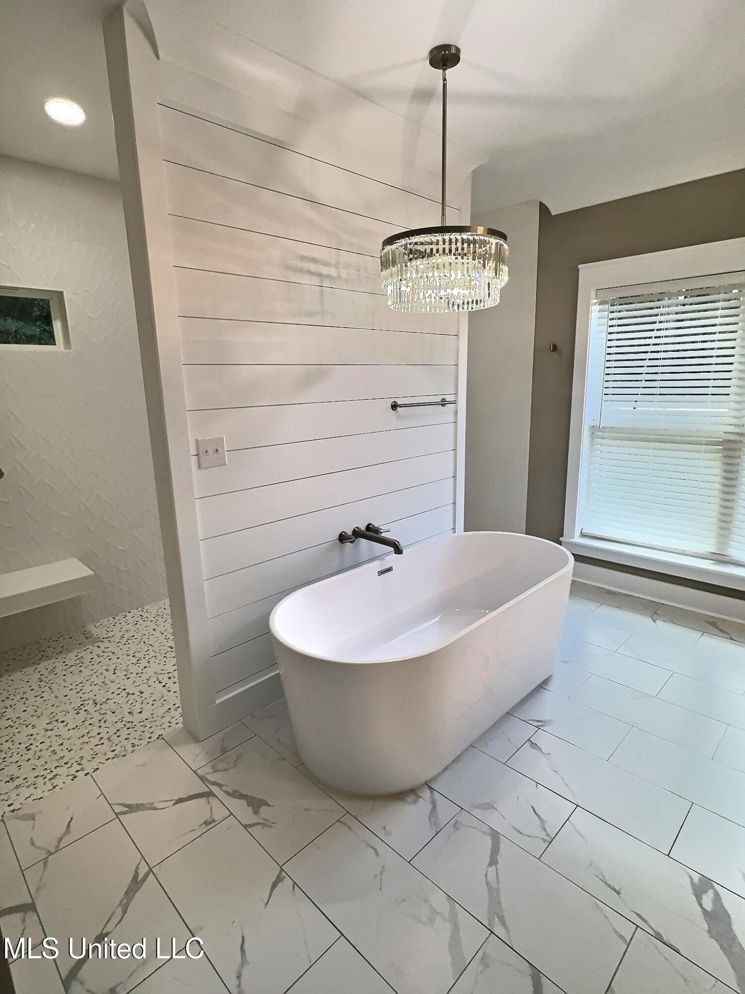 3529 Government Street Ocean Springs, MS 39564 - Photo 20 of 80 exposio_133320878