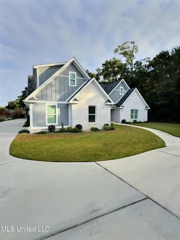 $899,999 | 3529 Government Street, Ocean Springs, MS 39564