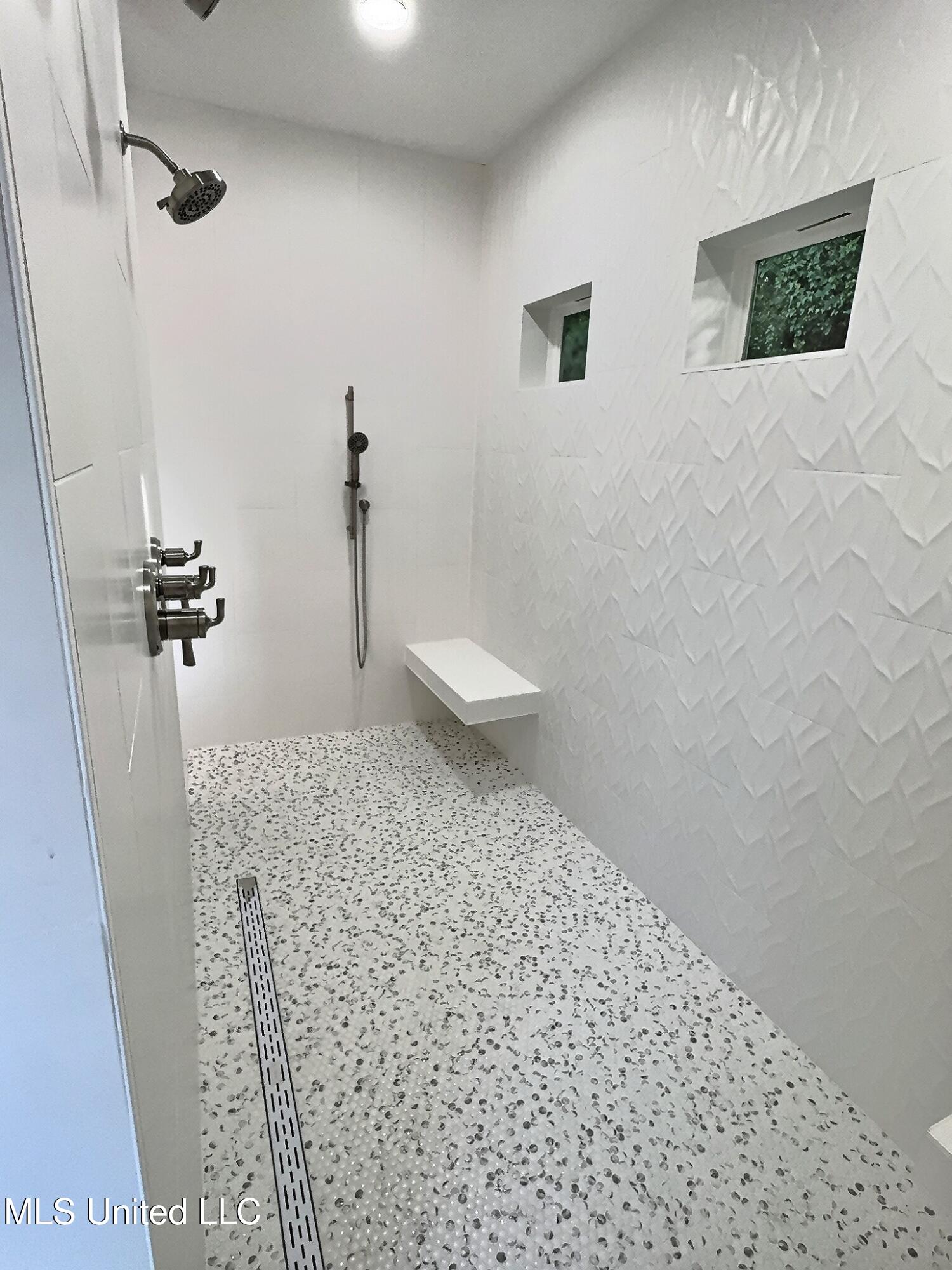 3529 Government Street Ocean Springs, MS 39564 - Photo 23 of 80 exposio_133320881