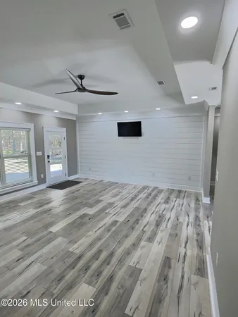 $899,999 | 3529 Government Street, Ocean Springs, MS 39564