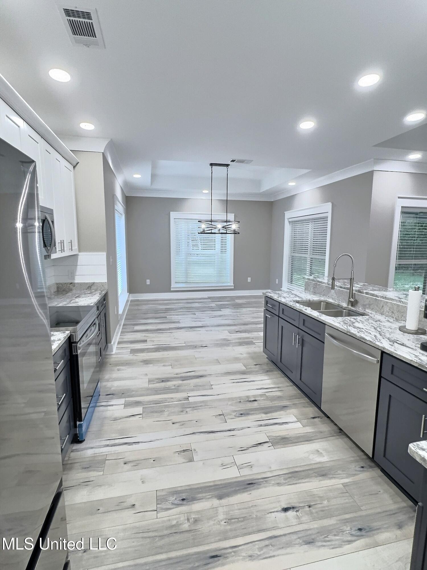 3529 Government Street Ocean Springs, MS 39564 - Photo 31 of 80 exposio_133320895