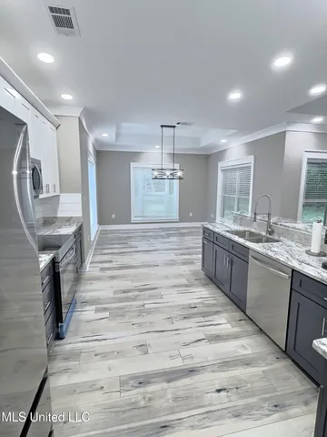 $899,999 | 3529 Government Street, Ocean Springs, MS 39564