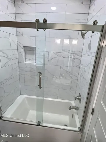 $899,999 | 3529 Government Street, Ocean Springs, MS 39564