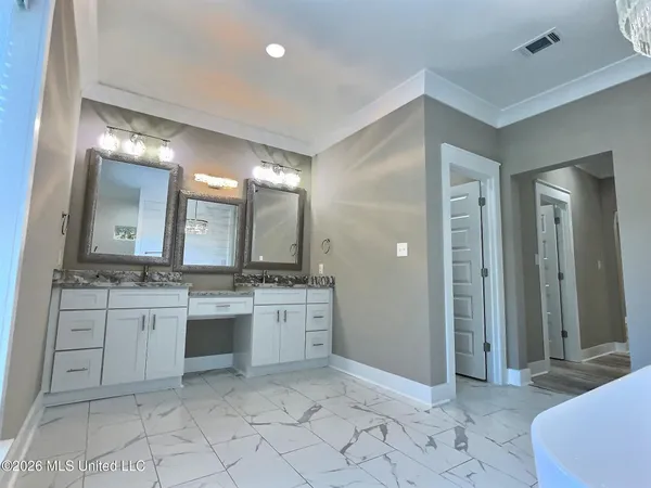 $899,999 | 3529 Government Street, Ocean Springs, MS 39564