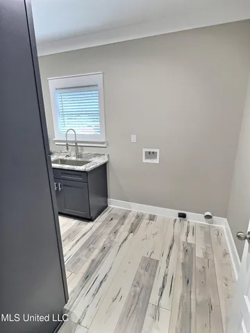 $899,999 | 3529 Government Street, Ocean Springs, MS 39564