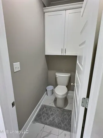 $899,999 | 3529 Government Street, Ocean Springs, MS 39564