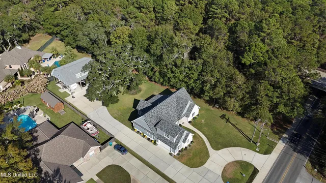 $899,999 | 3529 Government Street, Ocean Springs, MS 39564