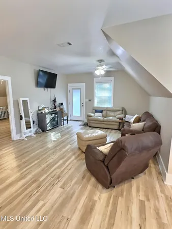 $899,999 | 3529 Government Street, Ocean Springs, MS 39564