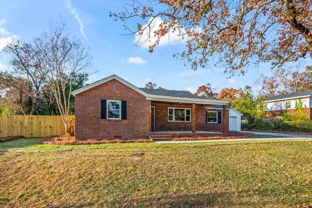 $395,000 | 1826 Courtney Drive, North Augusta, SC 29841