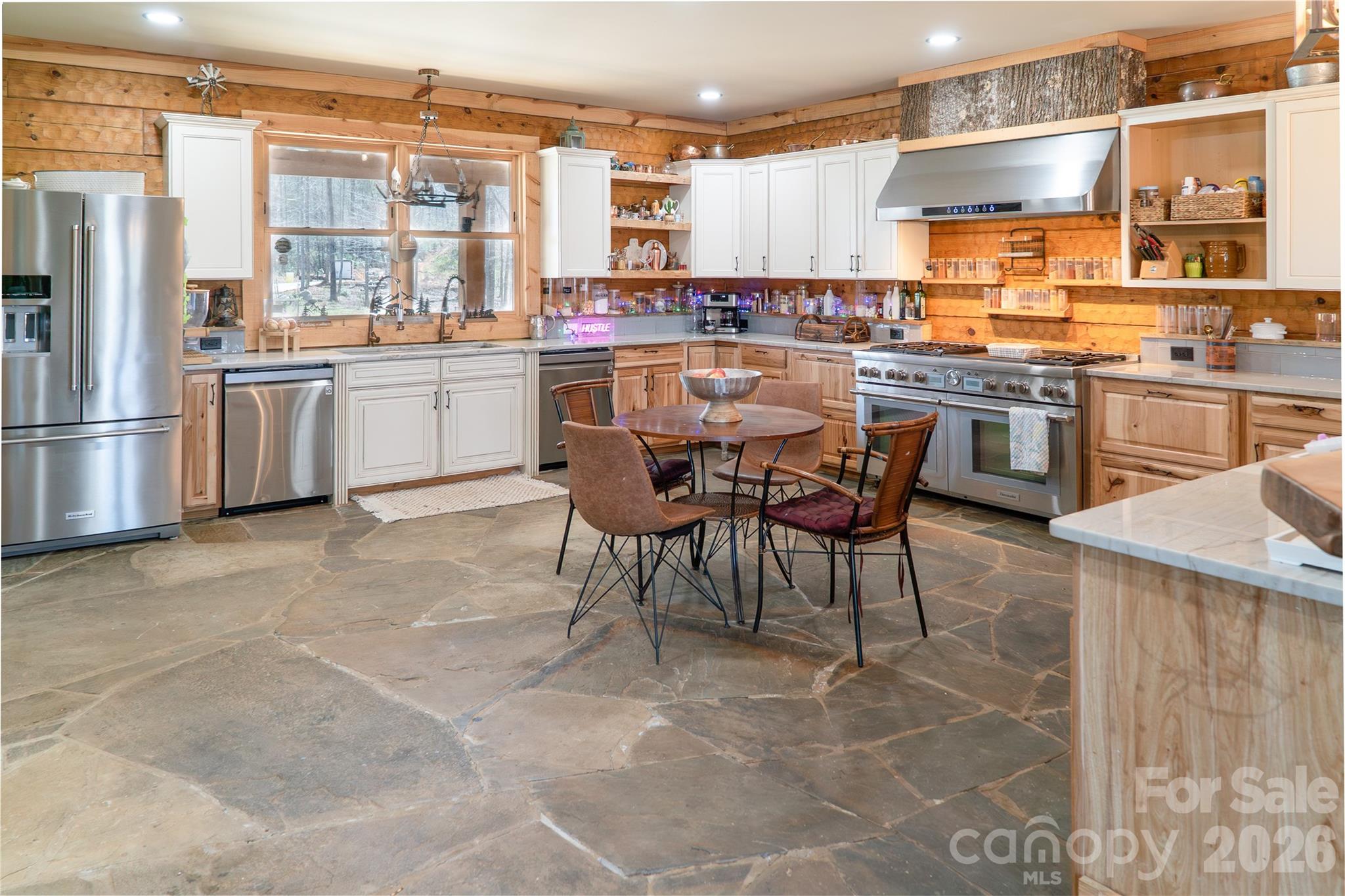 4885 Grandin Road Lenoir, NC 28645 - Photo 19 of 34