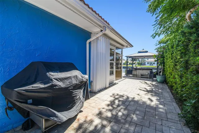 $4,250 | 5050 Porpoise Place, New Port Richey, FL 34652