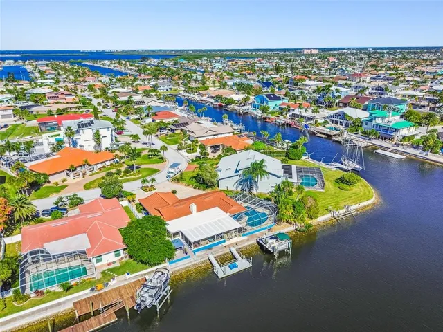 $4,250 | 5050 Porpoise Place, New Port Richey, FL 34652