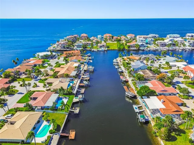 $4,250 | 5050 Porpoise Place, New Port Richey, FL 34652