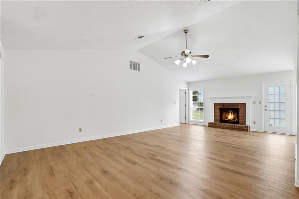 115 Knight Way Fayetteville, GA 30214 - Photo 6 of 34