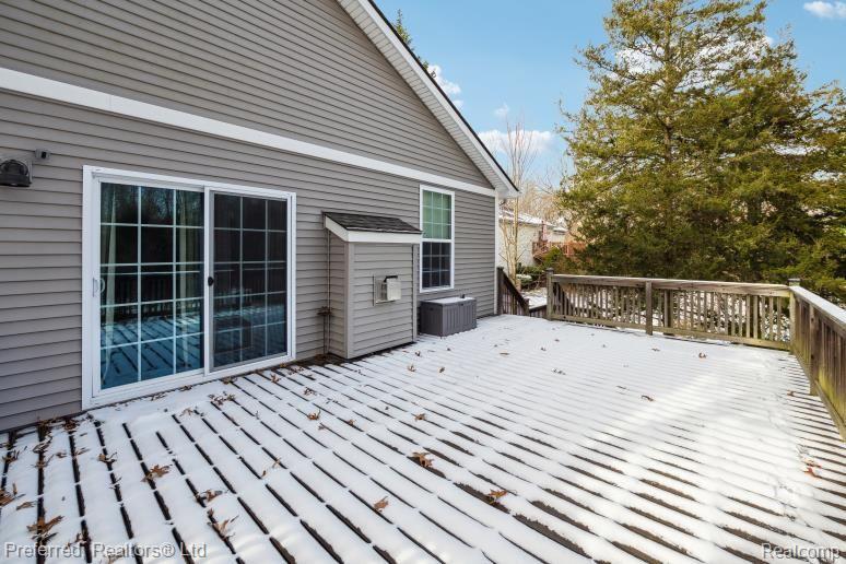 7309 Centerhill Road Brighton, MI 48116 - Photo 37 of 48