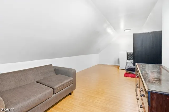 $500,000 | 431 East Jersey Street, Elizabeth Port, NJ 07206