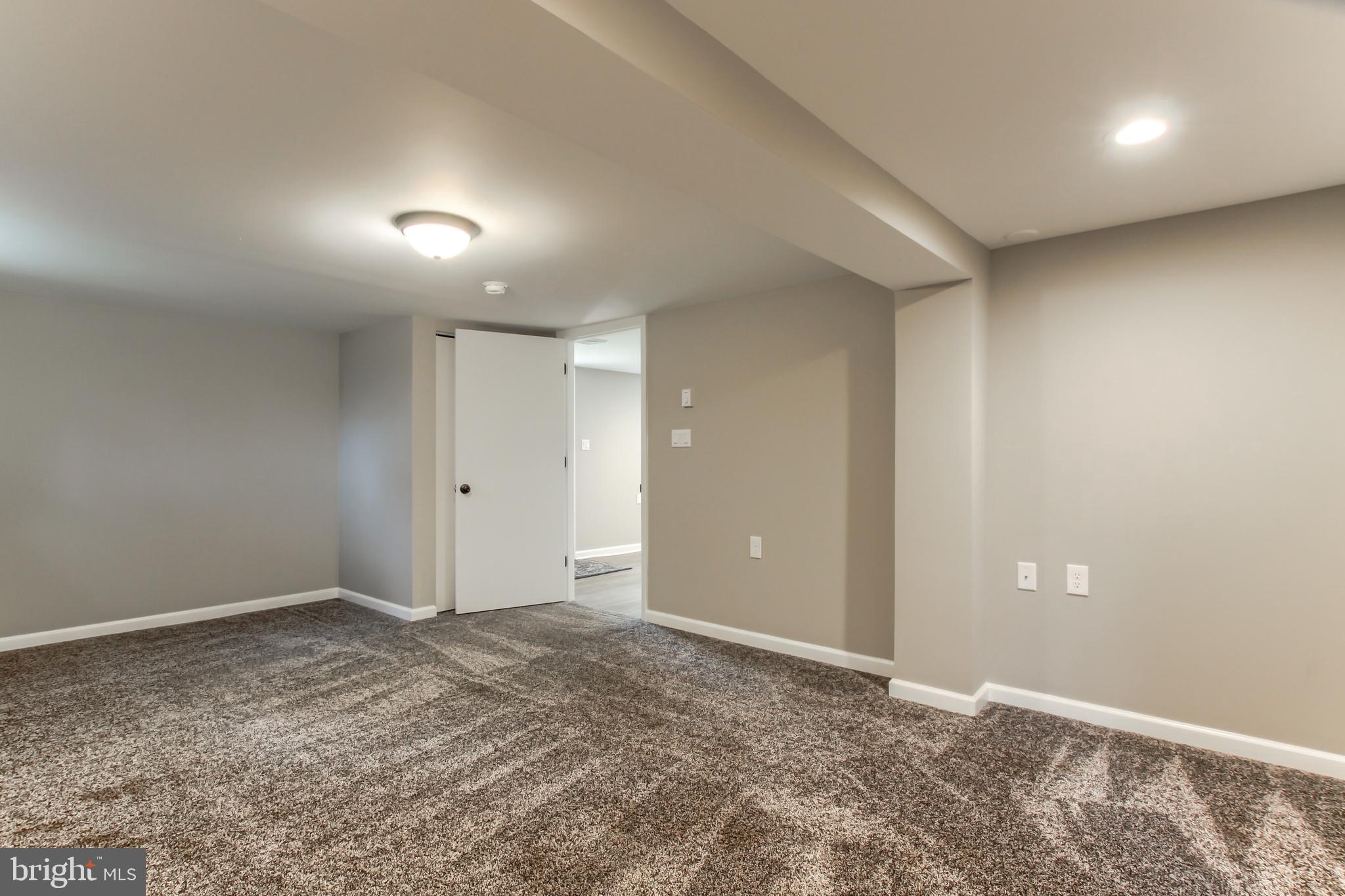 4858 Hawthorn Road Harrisburg, PA 17111 - Photo 47 of 61 Gallery Image 47