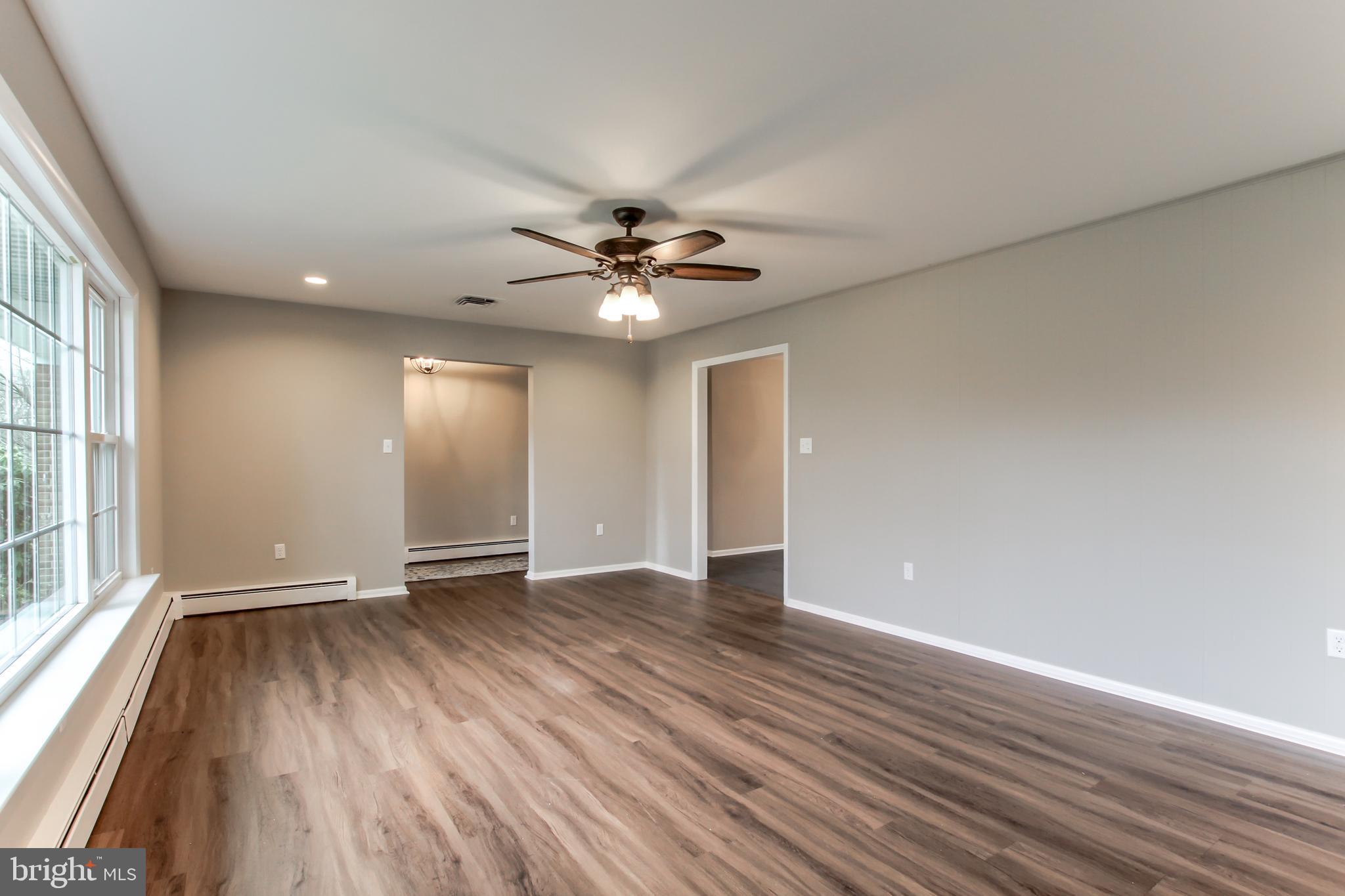 4858 Hawthorn Road Harrisburg, PA 17111 - Photo 6 of 61 Gallery Image 6