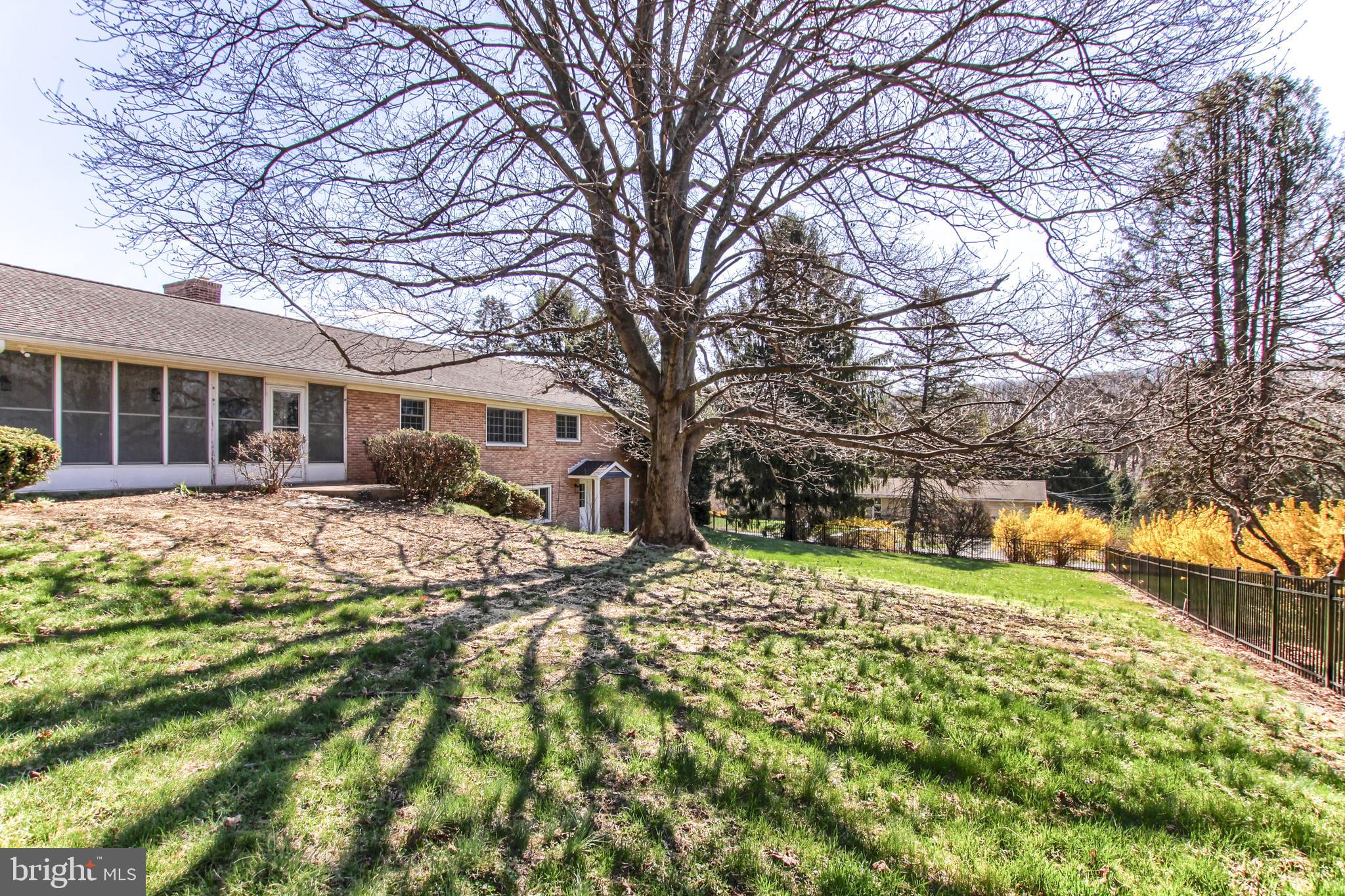 4858 Hawthorn Road Harrisburg, PA 17111 - Photo 58 of 61 Gallery Image 58