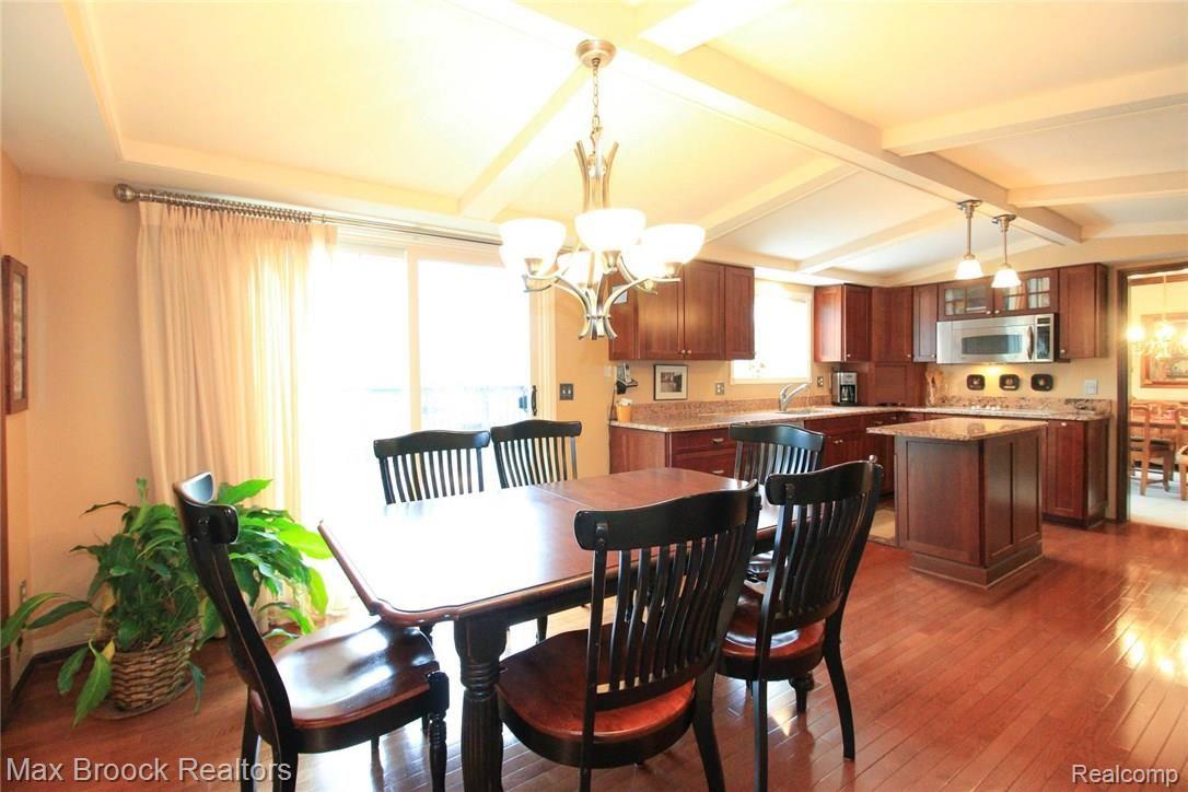 3251 Kilburn Road West Rochester, MI 48306 - Photo 22 of 53 6F9C8C43-1B0E-4041-B3DD-4D9080D2A4EC.jpeg