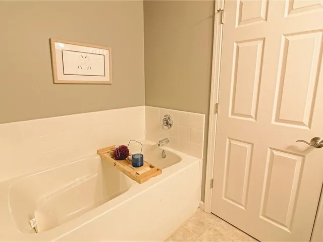 $499,000 | 207 Farmall Drive, Hinesburg, VT 05461