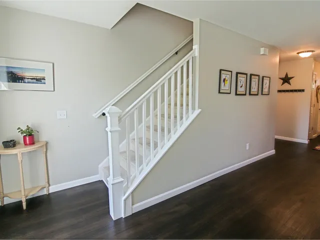 $499,000 | 207 Farmall Drive, Hinesburg, VT 05461