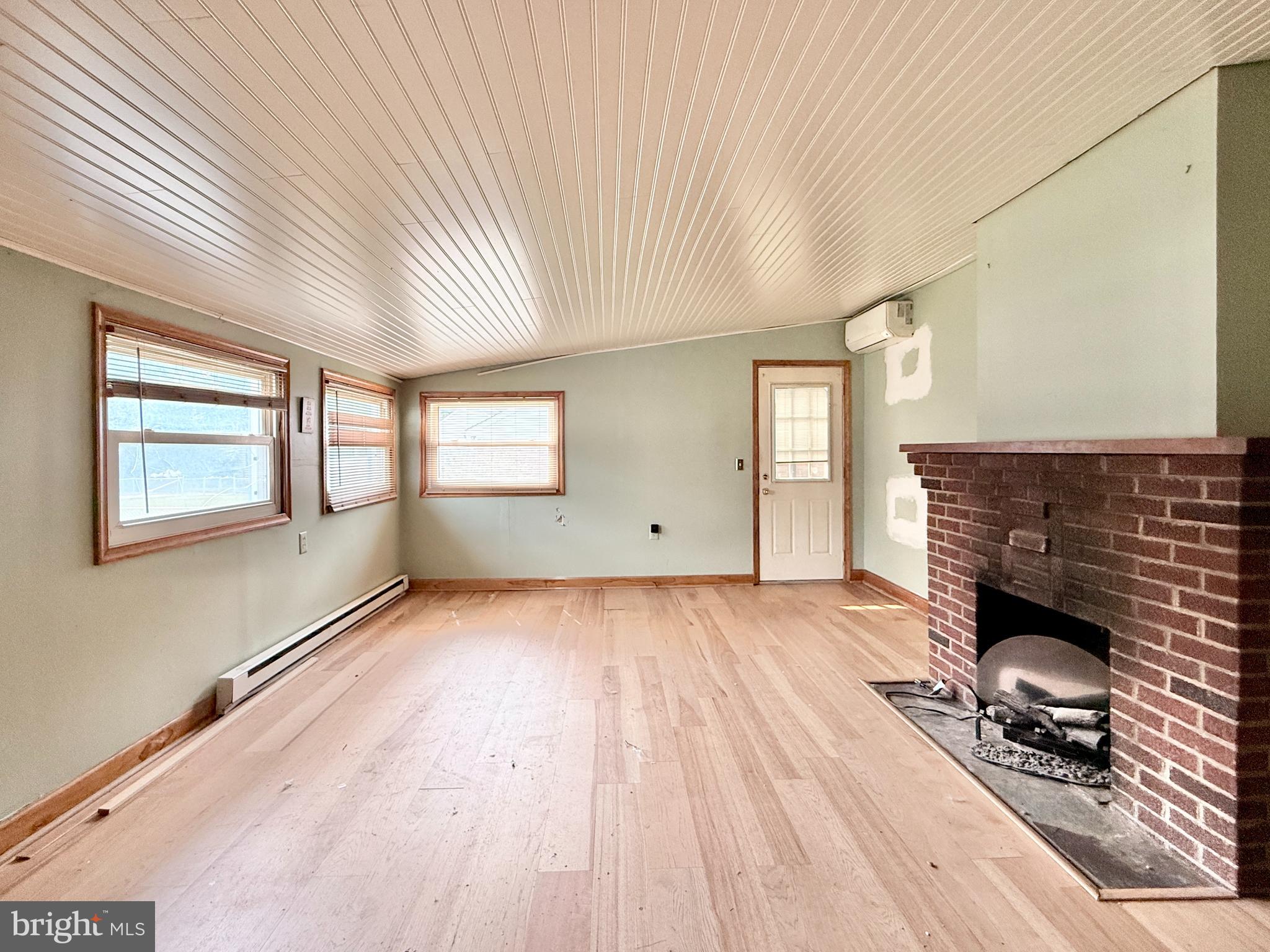 157 Walnut Street Westville, NJ 08093 - Photo 2 of 28
