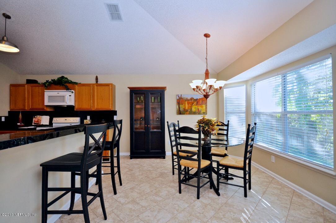 9684 Pritmore Road East Jacksonville, FL 32257 - Photo 7 of 30 Breakfast Bar and Nook