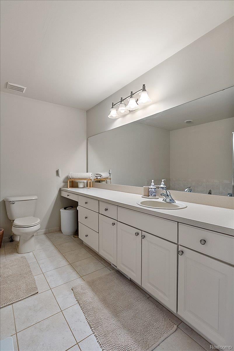 169 Paton Way, Unit 12 Romeo, MI 48065 - Photo 20 of 32 27-169 Paton-45.jpg