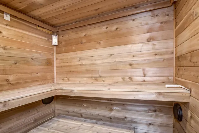 $759,900 | 5720 Wild Rose Lane, Eau Claire, WI 54701