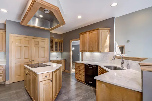 $779,900 | 5720 Wild Rose Lane, Eau Claire, WI 54701