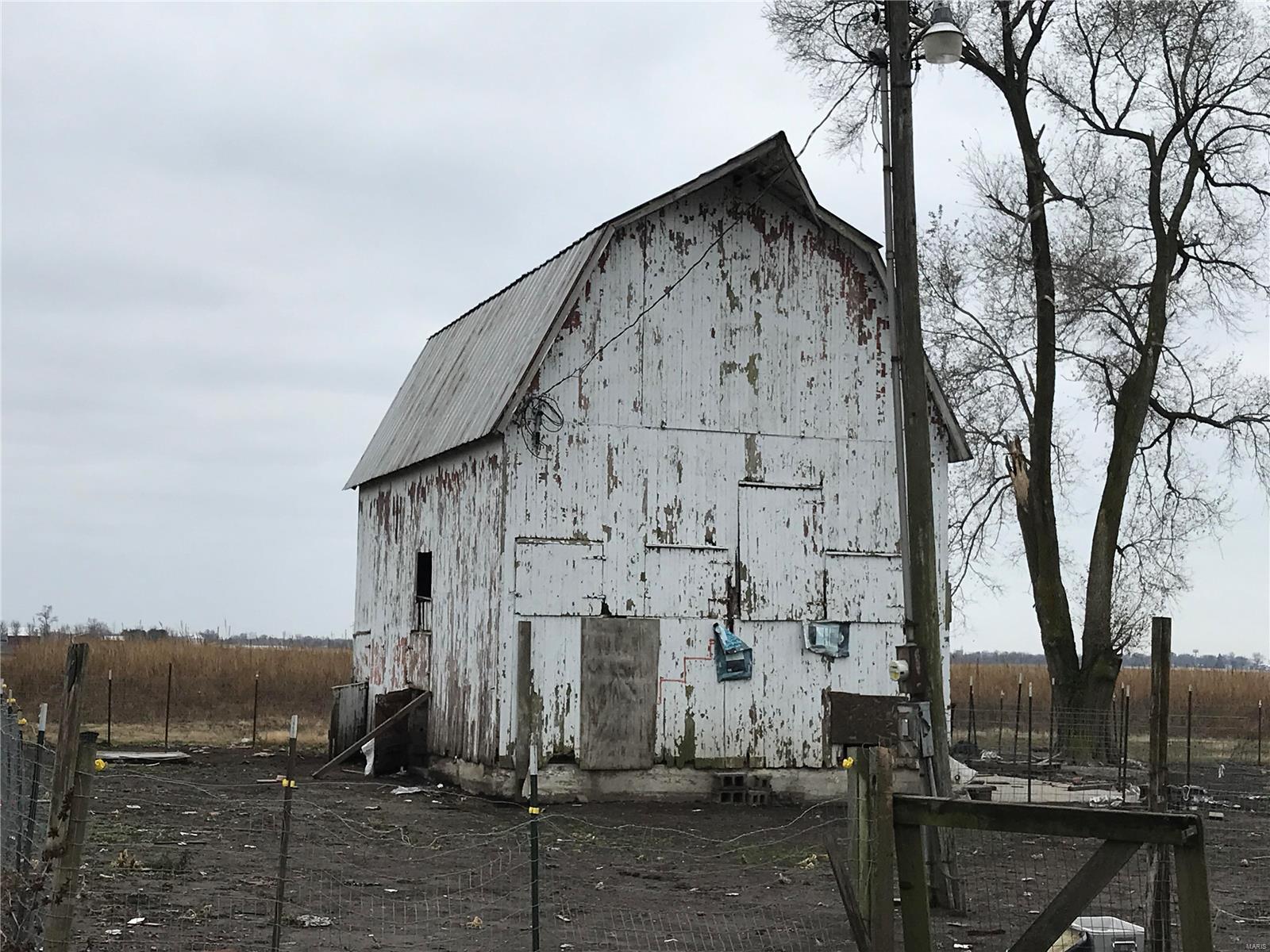 7733 Red School Road Gillespie, IL 62033 - Photo 18 of 26