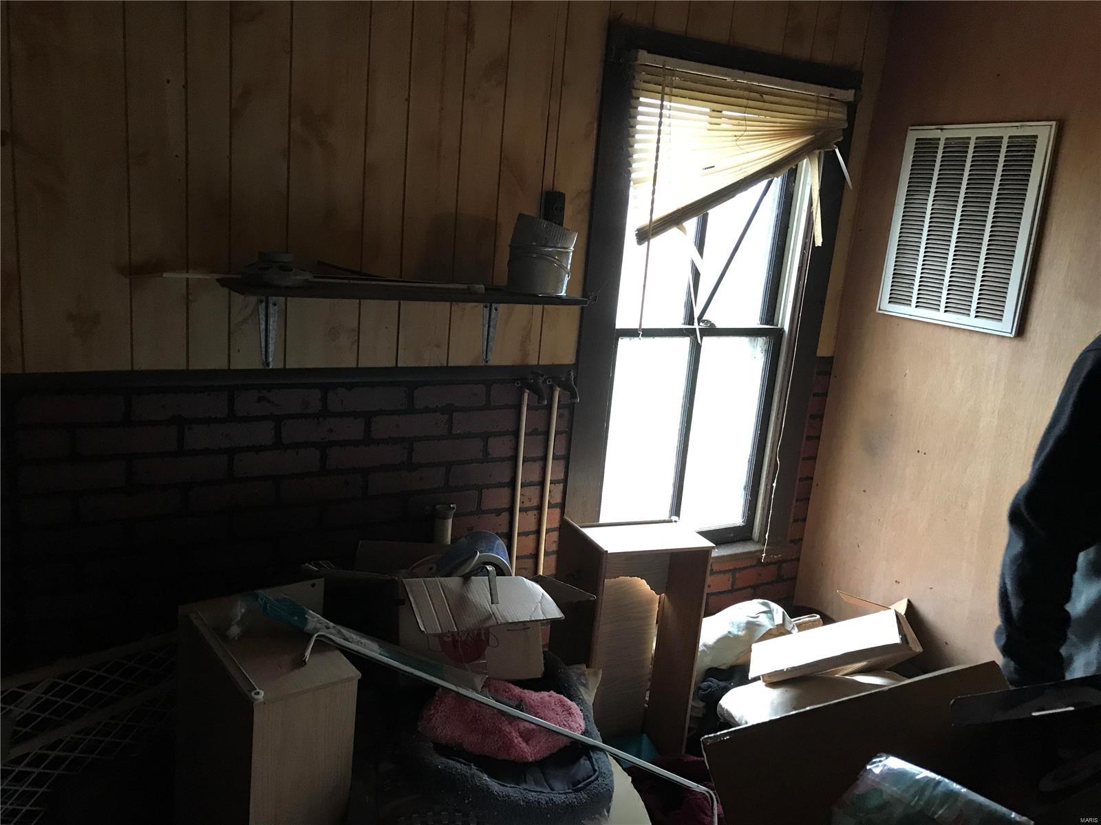 7733 Red School Road Gillespie, IL 62033 - Photo 6 of 26