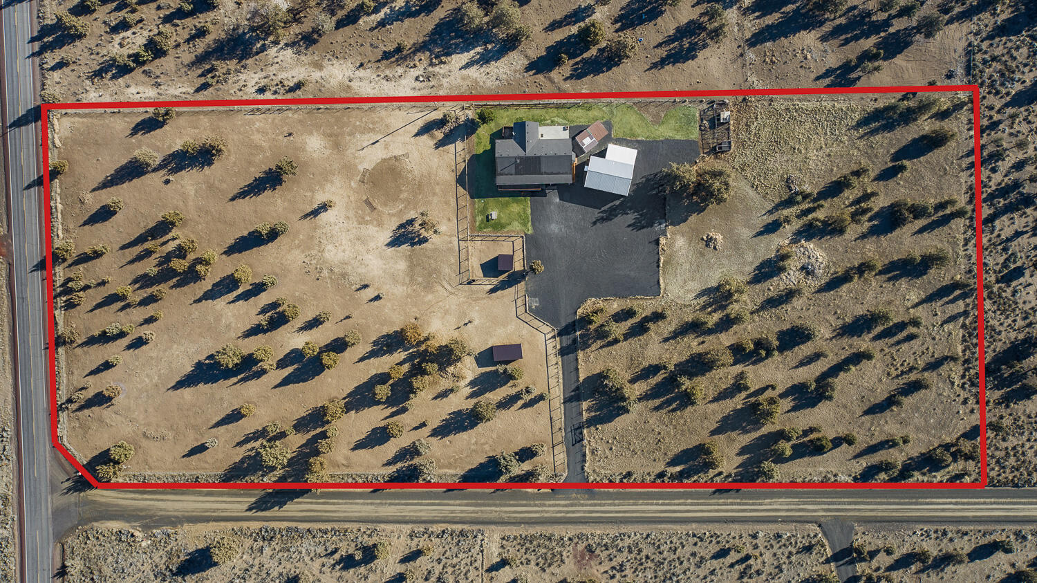 14075 Southwest Chickadee Road Terrebonne, OR 97760 - Photo 34 of 38 OReilly_20250128_Aerial_1_0594_b_Lined_7