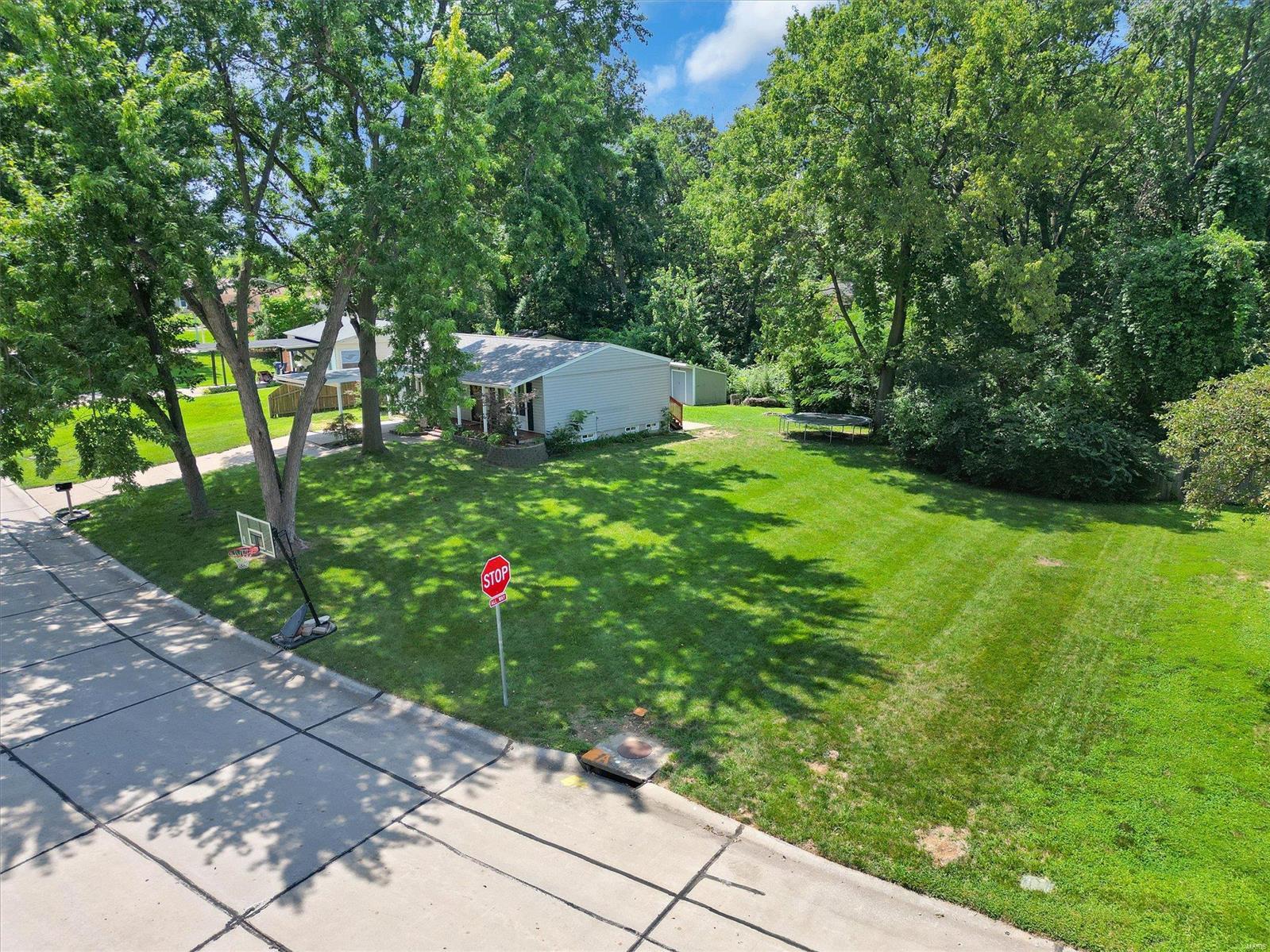 41 Hunting Creek Road St. Peters, MO 63376 - Photo 37 of 41 Gallery Image 37