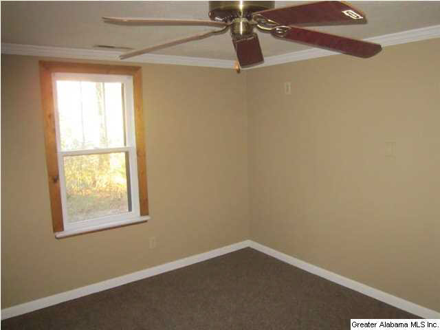3780 Hilltop Road Southeast Bessemer, AL 35022 - Photo 9 of 27