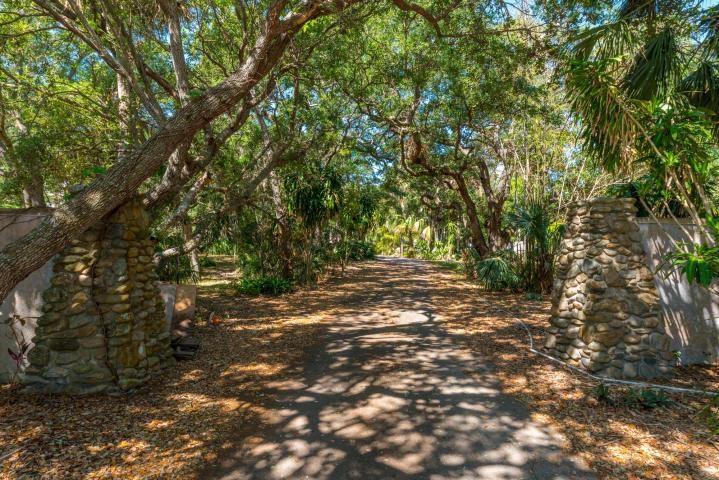 15 South River Road Sewall's Point, FL 34996 - Photo 2 of 20 Gallery Image 2