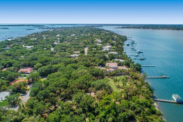 15 South River Road Sewall's Point, FL 34996 - Photo 5 of 20 Gallery Image 5